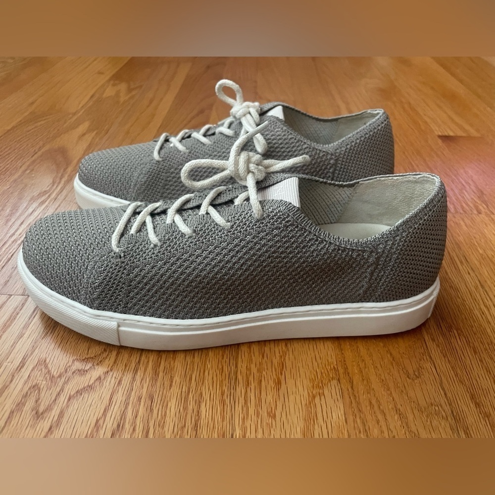Nisolo Women's Kickaround Knit Sneakers Size 8